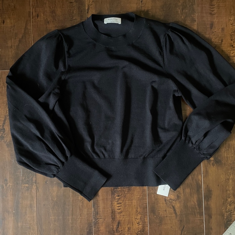 Babaton puffsleeve crop sweater